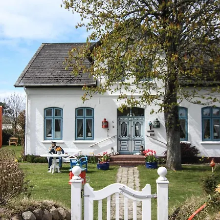Solbeck Im Kaepitaenshaus Andresen Apartment Westerland Exterior photo